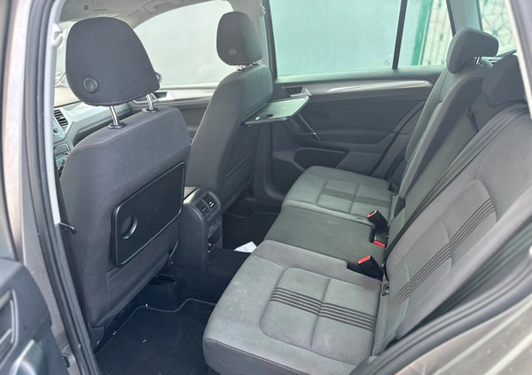 Volkswagen Golf Sportsvan cena 34700 przebieg: 254940, rok produkcji 2017 z Leszno małe 277